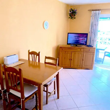 Apartamento Geranios 아파트 코스타카르마